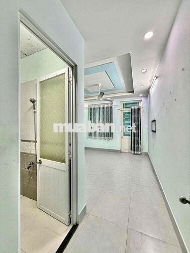 nhà hẻm giáp Tên Lửa, rất gần AEON mall, 4,5mX16m, 1trệt2lầu4PN, 13tr