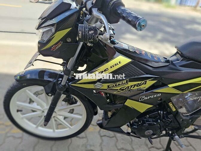 Suzuki Satria 150 Fi 2018 Đen Vàng 6 cấp