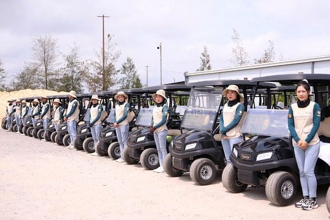 Tuyển phục vụ sân GOLF lâu dài ( 10-20 tr)
