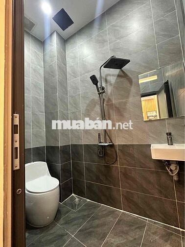 NHÀ ĐẸP 3 TẦNG - GẦN MINH PHỤNG HẬU GIANG ( 8.2m x 6m ) 31M2 Mới 99%