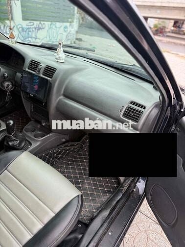 Mazda 323 2000 Số sàn Đen