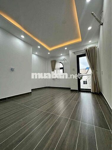 NHÀ ĐẸP 3 TẦNG - GẦN MINH PHỤNG HẬU GIANG ( 8.2m x 6m ) 31M2 Mới 99%