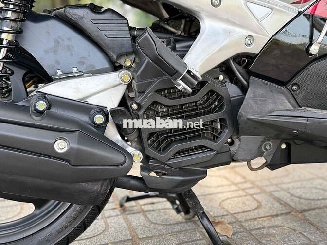 Honda Air Blade 2011 Trắng Đen Đỏ