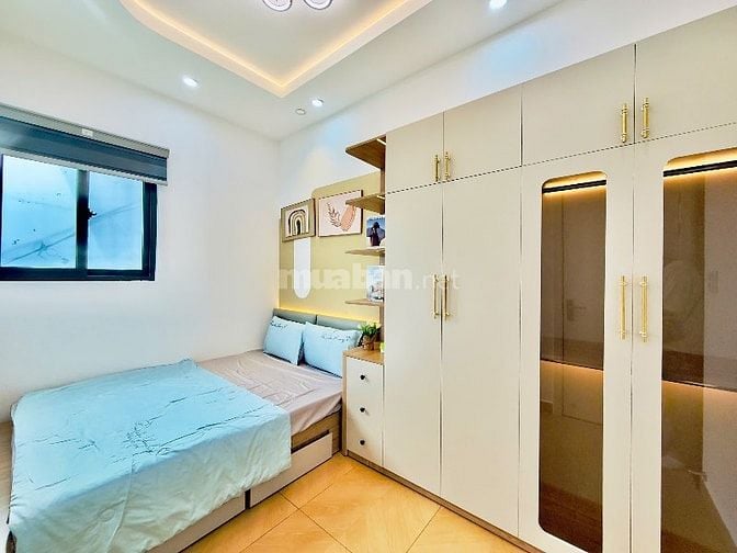 Xe Hơi Đậu Sát Nhà, 45m2 Với 3 Phòng Ngủ, Trung Tâm Bình Thạnh