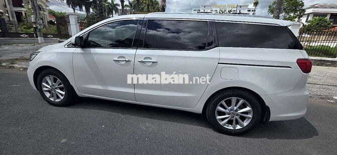 KIA Sedona 2019 2.2 DATH Trắng 160.000 km
