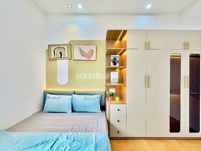 Xe Hơi Đậu Sát Nhà, 45m2 Với 3 Phòng Ngủ, Trung Tâm Bình Thạnh