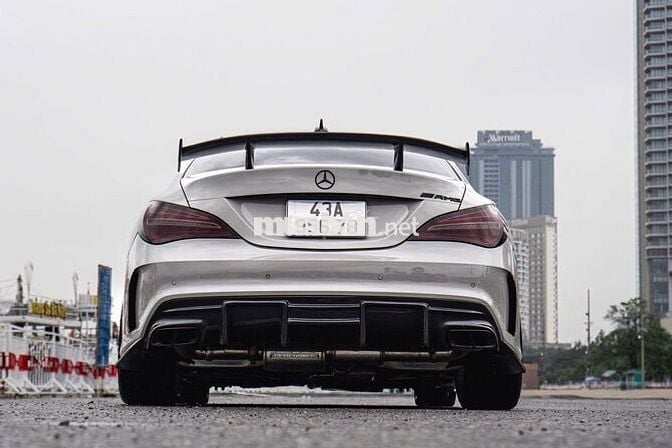 Mercedes-Benz CLA 200 Full-option Xám