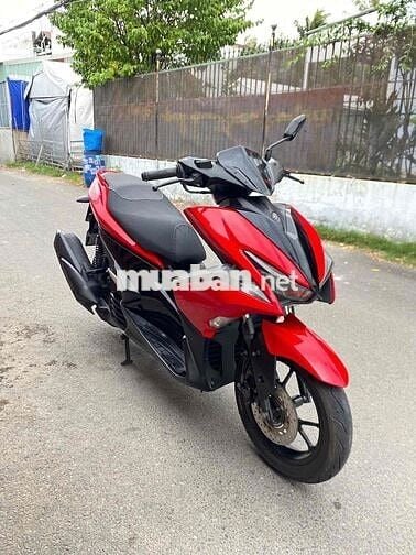 Yamaha NVX 125 2018 màu Đỏ