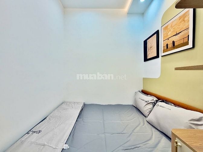 Xe Hơi Đậu Sát Nhà, 45m2 Với 3 Phòng Ngủ, Trung Tâm Bình Thạnh