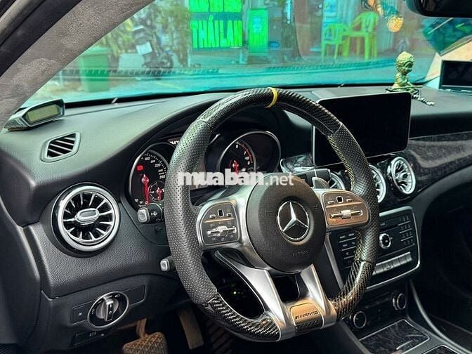 Mercedes-Benz CLA 200 Full-option Xám