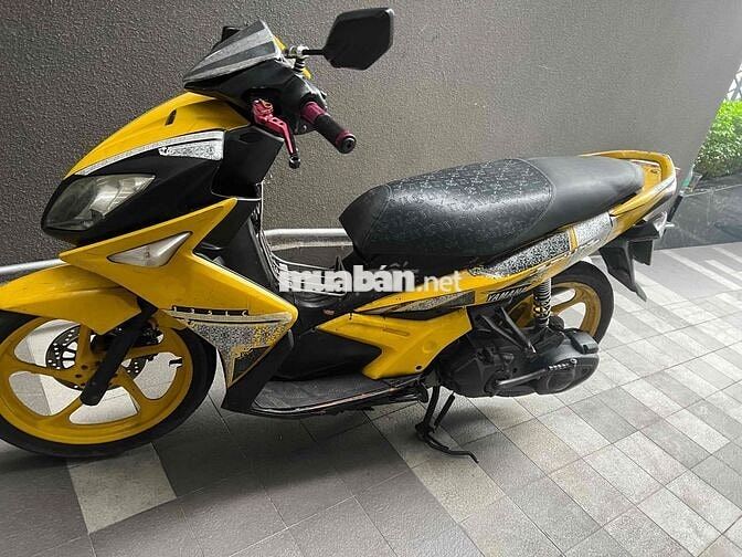 Yamaha Nouvo 4 Vàng biển số thành phố