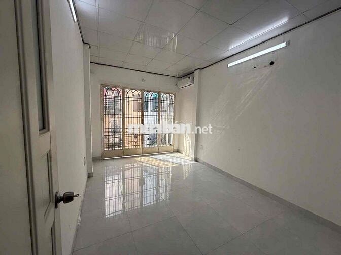 HXH  khu cao tầng Mua bán kinh doanh đa ngành , ngay TT Phú Nhuận nhỉn