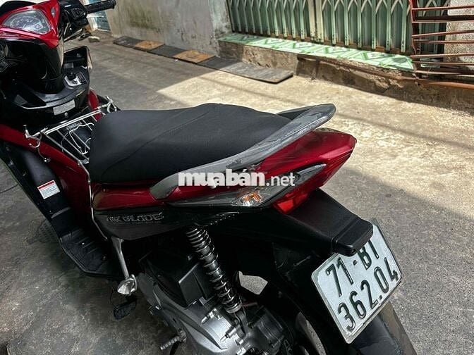 cần bán xe air blade 2012