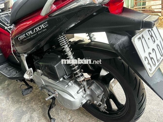 cần bán xe air blade 2012