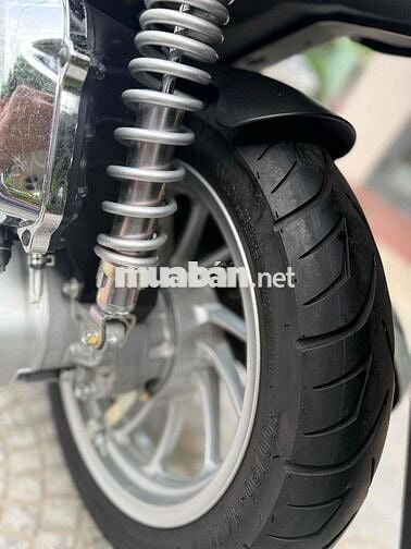Honda SH Mode 2024 Đỏ 2000 km