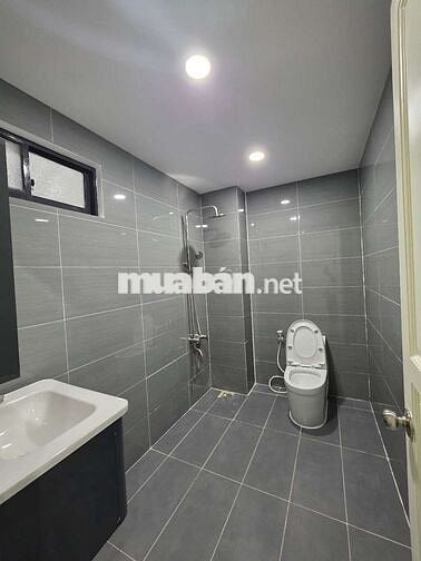 GIÁ BAO ĐẦU TƯ - HẺM NHỰA 8M - 120M2 NỞ HẬU - 4 TẦNG ĐÚC CÓ THANG MÁY 