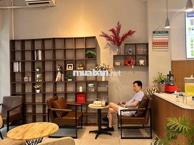 SANG NHƯỢNG QUÁN CÀ PHÊ 2 mặt tiền 8x21m khách ổn định