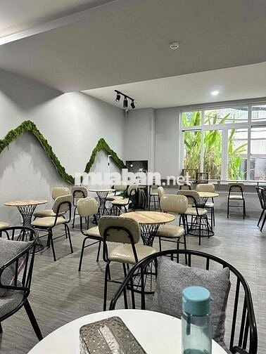 SANG NHƯỢNG QUÁN CÀ PHÊ 2 mặt tiền 8x21m khách ổn định