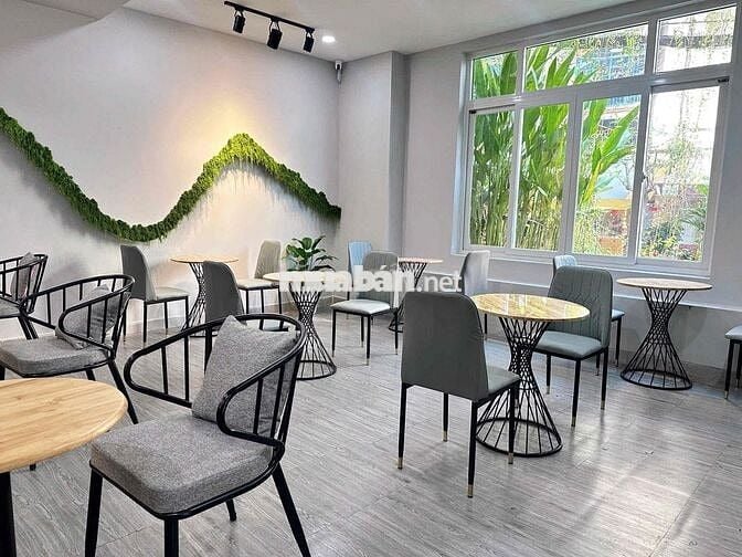 SANG NHƯỢNG QUÁN CÀ PHÊ 2 mặt tiền 8x21m khách ổn định