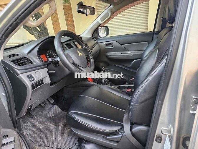 Mitsubishi Triton 2016 1 cầu Số sàn Bạc