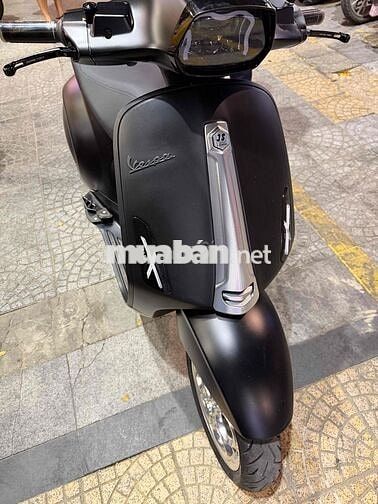 Piaggio Vespa Sprint 125 2024 Đen
