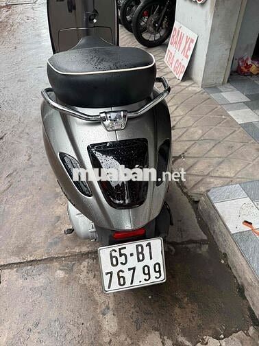 Piaggio Vespa 125 2016 Xám