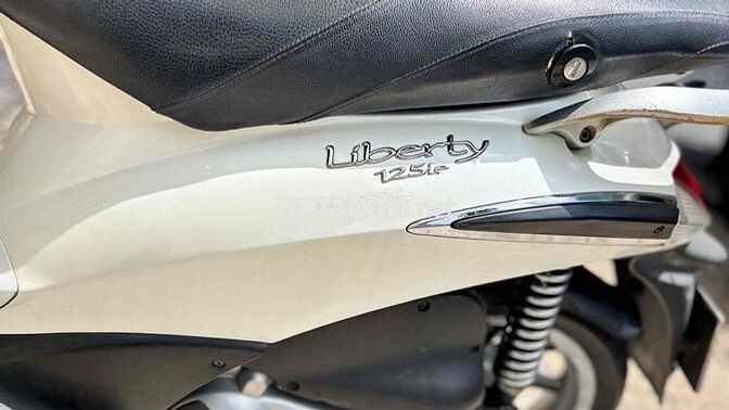 Piaggio Liberty 125 Trắng Nguyên zin