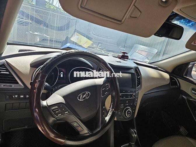 Cần bán xe Santafe màu đen, bản 2 cầu 2.4 full