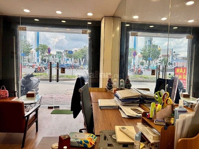 Cho thuê văn phòng mặt tiền Điện Biên Phủ – ngay trung tâm thành phố
