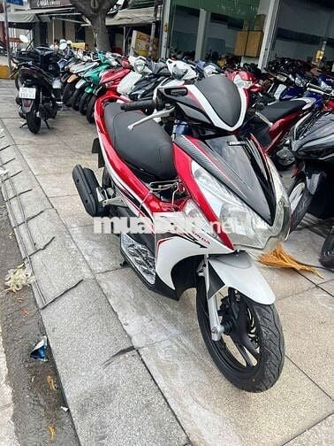 Honda Air Blade 2012 Đỏ trắng đã sử dụng