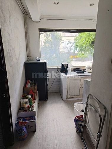 Căn hộ góc lầu 1, hai mặt tiền đường Vũ Huy Tấn và Vạn Kiếp. 8tr
