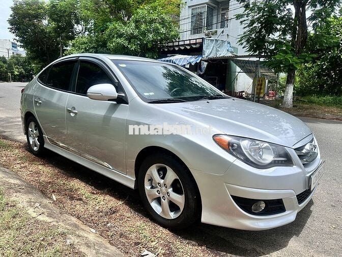 Hyundai Avante 2014 Tự động Bạc
