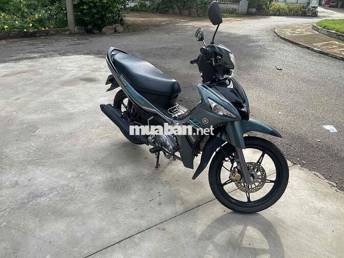 Yamaha Sirius FI 2023 Xám 2175 km