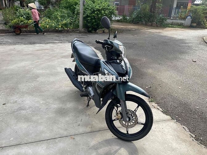 Yamaha Sirius FI 2023 Xám 2175 km