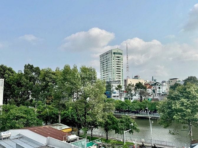 Cho thuê văn phòng mặt tiền Điện Biên Phủ – ngay trung tâm thành phố