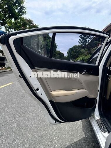 Hyundai Elantra GLS 1.6 MT 2019 đẹp không lỗi nhỏ