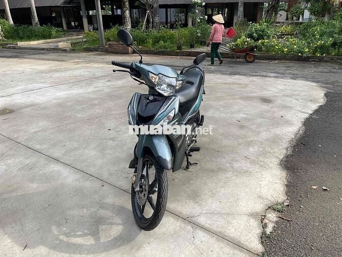 Yamaha Sirius FI 2023 Xám 2175 km