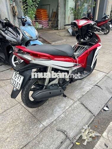 Honda Air Blade 2012 Đỏ trắng đã sử dụng