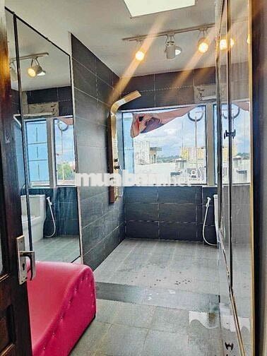 cho thuê phòng rộng 100m2 ngay trung tâm thủ đức