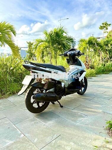 🛵Honda Air Blade Fi 2011 Trắng Biển Dể Nhìn