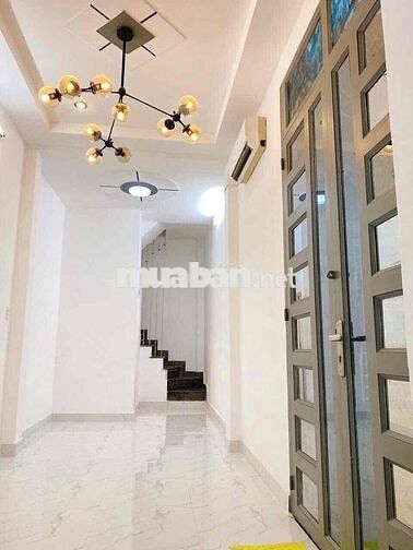 Ô TÔ ĐẬU CỬA HẺM THÔNG - KHU RIÊNG BIỆT 3 CĂN NHÀ - SÂN ĐẬU 5 XE