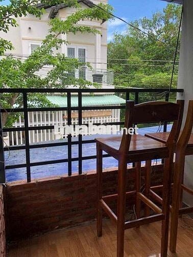 Cho thuê Nhà Suối đá 2PN 80m2 đẹp tiện nghi gần chợ Dương Đông