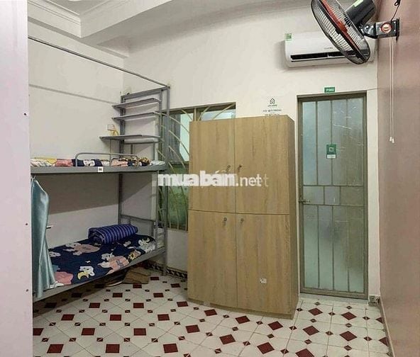 Ở ghép đủ đồ , phù hợp Sinh Viên , người đi làm muốn tiết kiệm chi phi