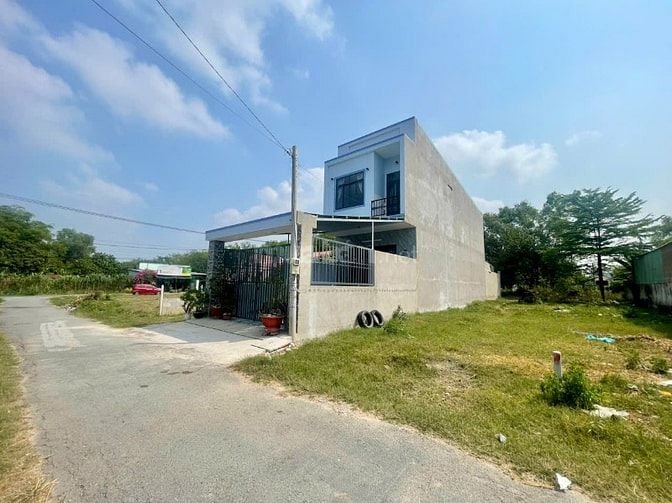 Bán đất đẹp xã Tân Thạnh Đông 162m2 5x32 ONT.Giá 2 tỷ 300 triệu. 