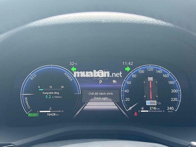 Toyota Camry 2.5 HEV TOP 2025 15.000KM