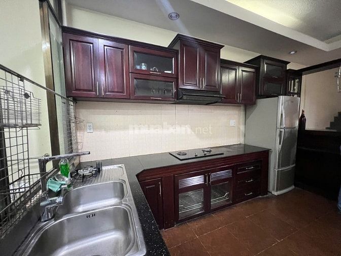 Cho Thuê Nhà Nguyên Căn Đg 45 Tân Quy, Q7. DT 5.3x20m, 3 Lầu, 5PN,