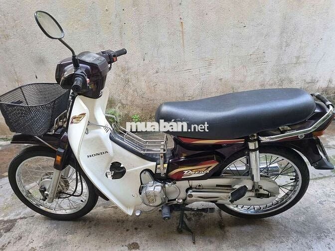 Honda Super Dream 2005 màu nho