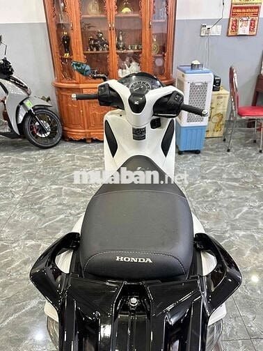 Honda SH 150 ABS 2018 Trắng Việt Nam