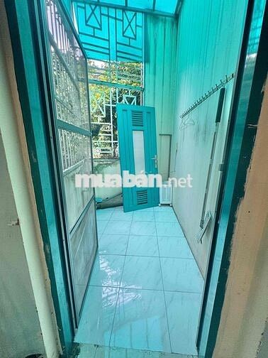 Cho thuê nhà mặt tiền sát Phạm Văn Đồng - 140m2 - 12 triệu