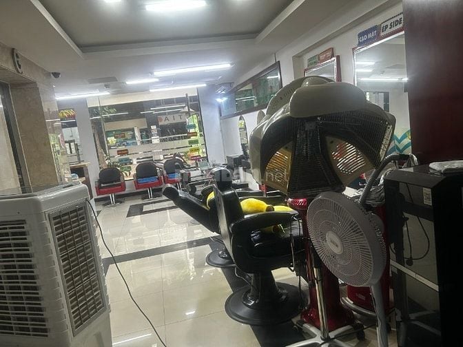 Sang tiêm tộc q7 khu phụ Mỹ Hưng 70 triệu